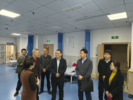 ������ί������Ф��һ������Ժ����ҽ���彨�蹤��